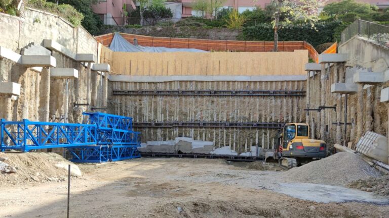 intervento di consolidamento fondamenta in progetto di demolizione